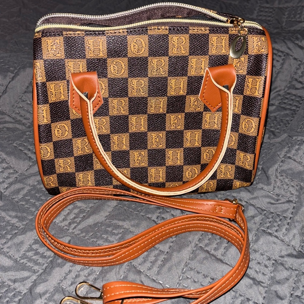 NWOT crossbody inspired mini handbag